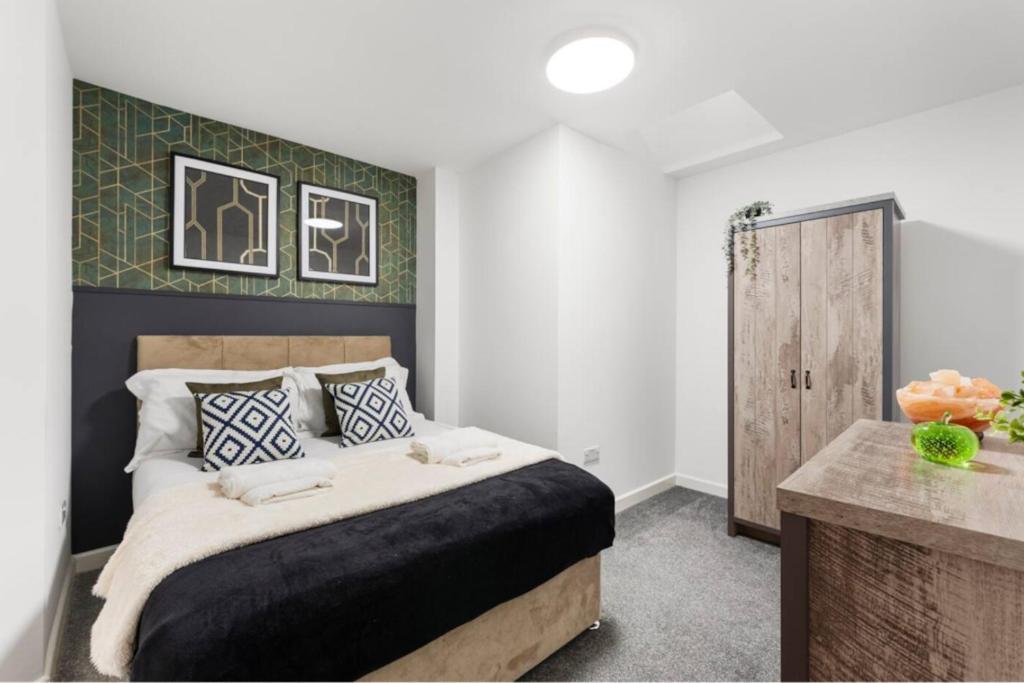 Modern Spacious Three Bedrooms With Private Garden Cardiff Exteriör bild